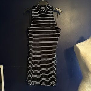 Express Black & White Striped Ribbed Mock Neck Dress Size Large